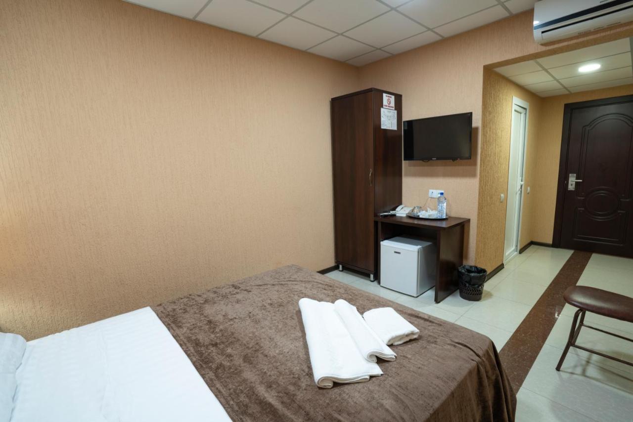 טשקנט Rohat Hotel Chilonzor מראה חיצוני תמונה