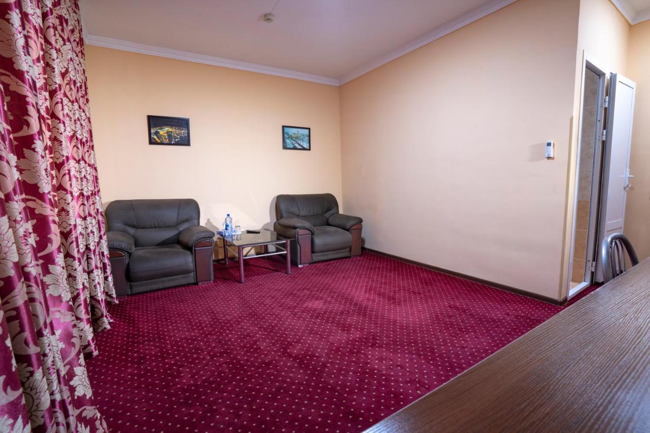 טשקנט Rohat Hotel Chilonzor מראה חיצוני תמונה