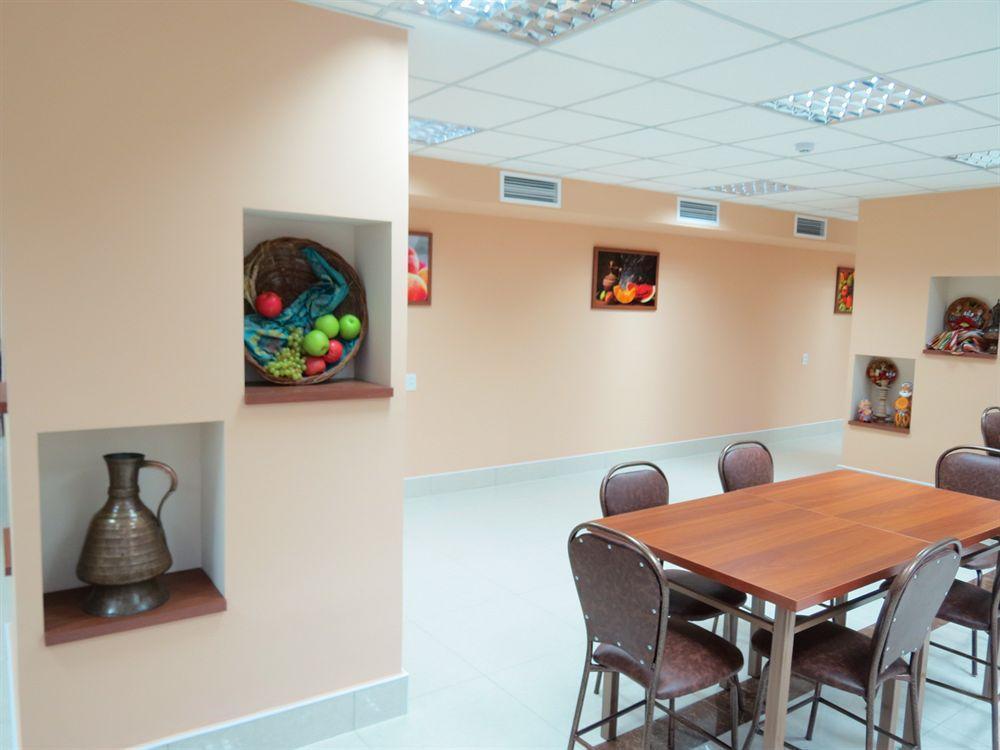 טשקנט Rohat Hotel Chilonzor מראה חיצוני תמונה