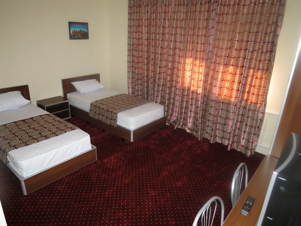 טשקנט Rohat Hotel Chilonzor מראה חיצוני תמונה