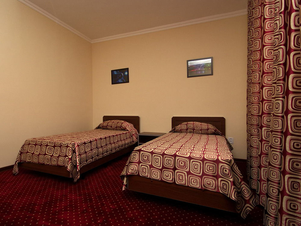 טשקנט Rohat Hotel Chilonzor מראה חיצוני תמונה