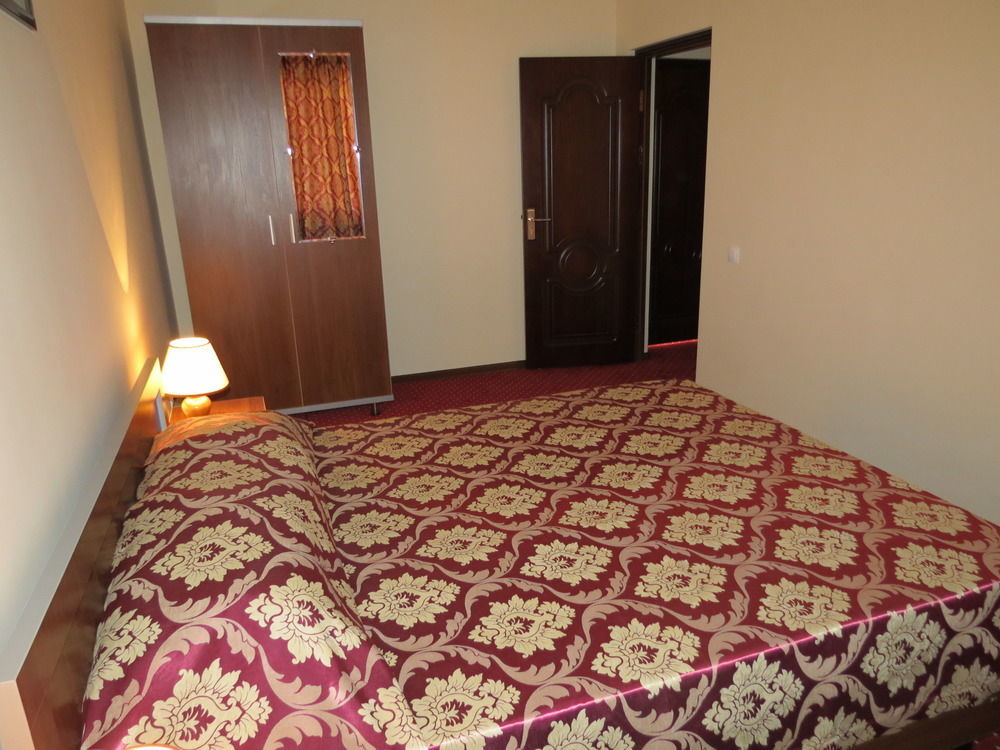 טשקנט Rohat Hotel Chilonzor מראה חיצוני תמונה
